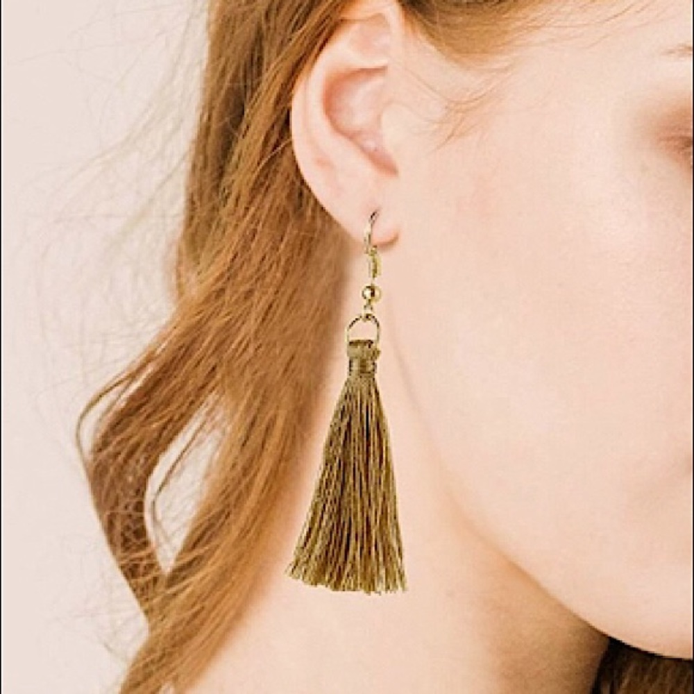 Tan Tassels